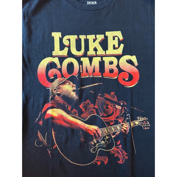 NWOT Luke Combs Black Tee - Picture 2 of 4